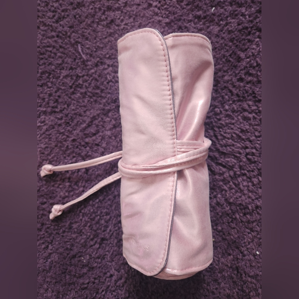 It Cosmetics Pink Glitter Bag